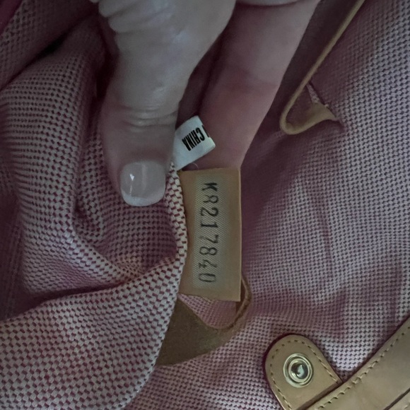 Authentic Dooney and Burke blue hydrangea tote - Picture 11 of 11